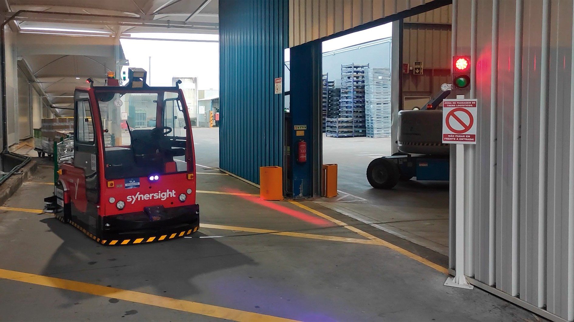 semaforo-agv-synersight-gestamp-aveiro-automatizacion